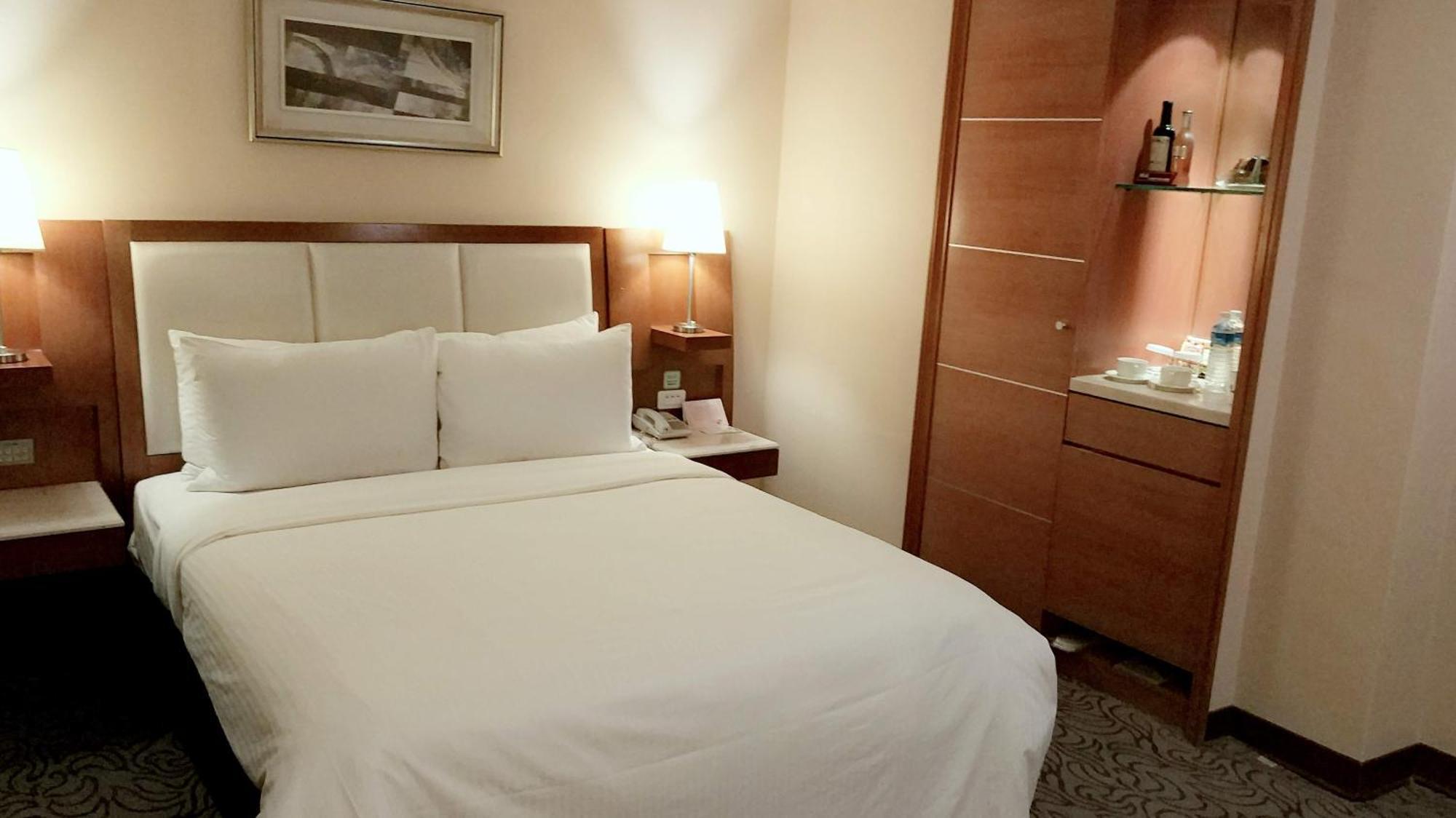 Elegance Hotel Tajpej Zewnętrze zdjęcie