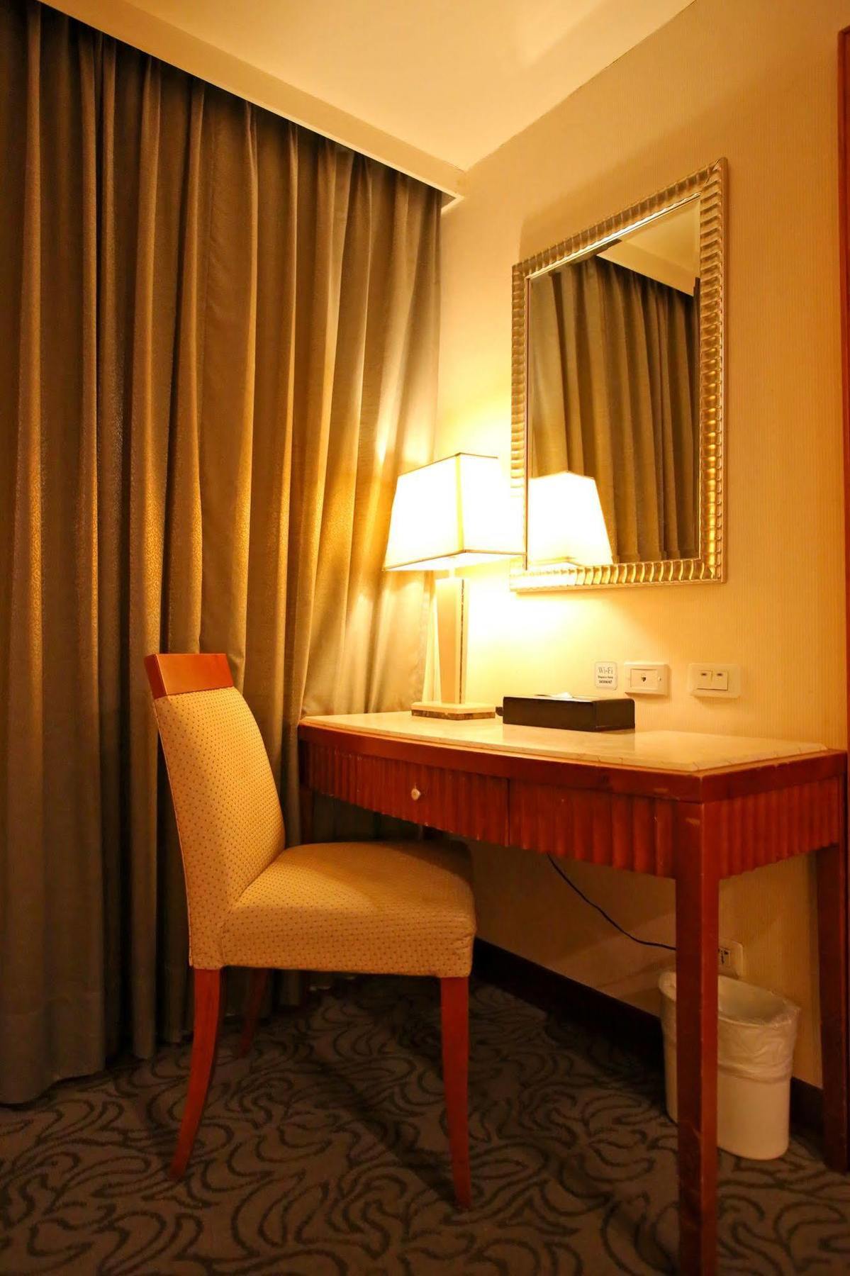 Elegance Hotel Tajpej Zewnętrze zdjęcie