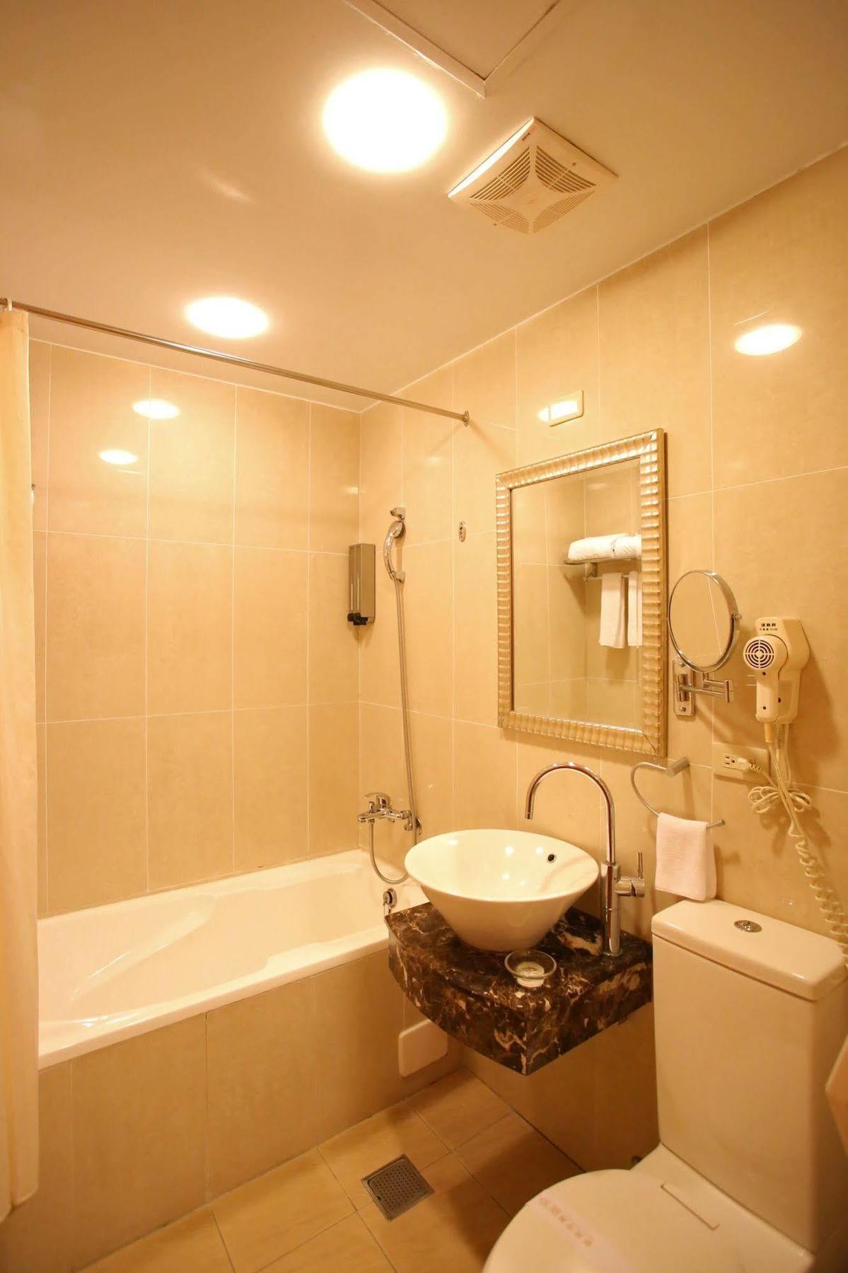 Elegance Hotel Tajpej Zewnętrze zdjęcie